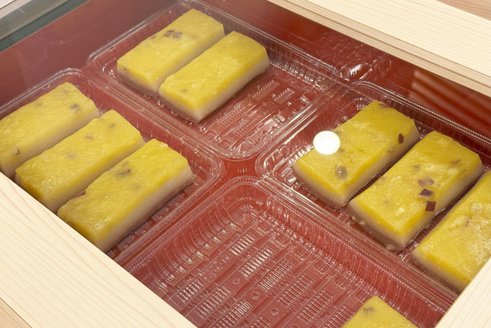 「あわしま堂 京都納屋町商店街店」のできたて和菓子の画像